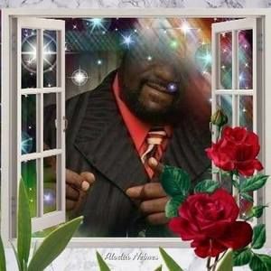 Meet your Posher, Louis